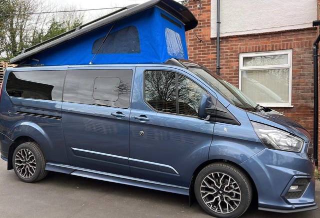 Ford Transit Custom 2.0 EcoBlue 170ps Low Roof D/Cab Limited Van Auto MPV Diesel Blue