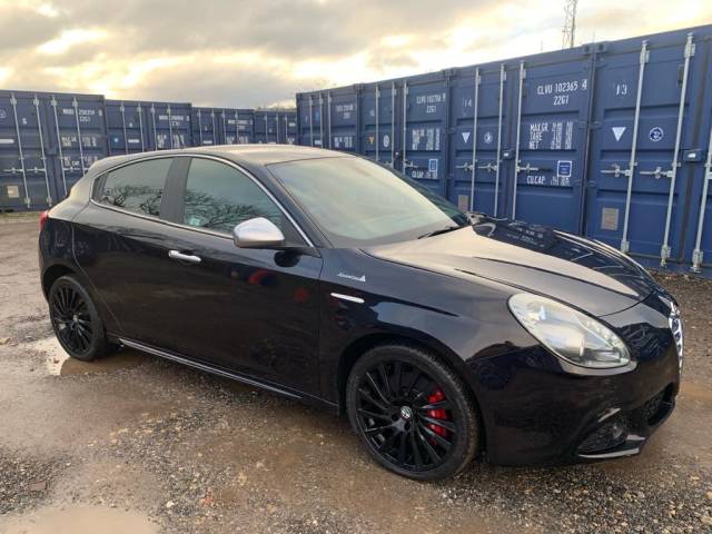 Alfa Romeo Giulietta 2.0 JTDM-2 170 Sportiva 5dr TCT Hatchback Diesel Black