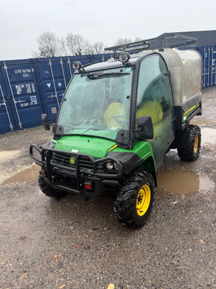 2011 John Deere  Gator XUV 4X4