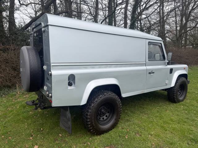 2011 Land Rover Defender 110 2.4 Hard Top TDCi