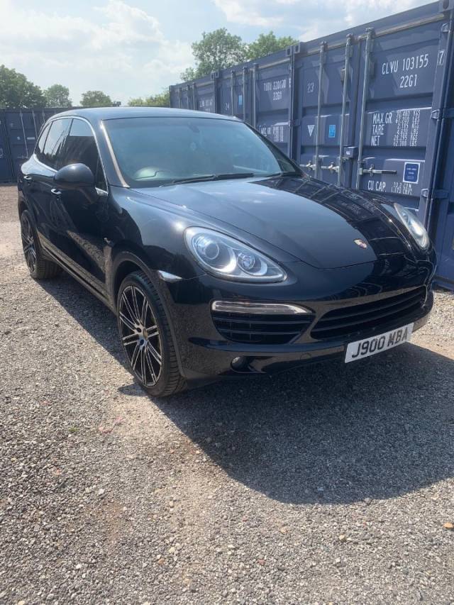 Porsche Cayenne 3.0 Diesel 5dr Tiptronic S Estate Diesel Black